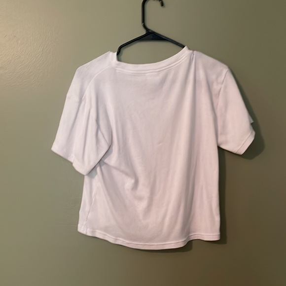 White vs pink boxy crop top - Picture 2 of 3